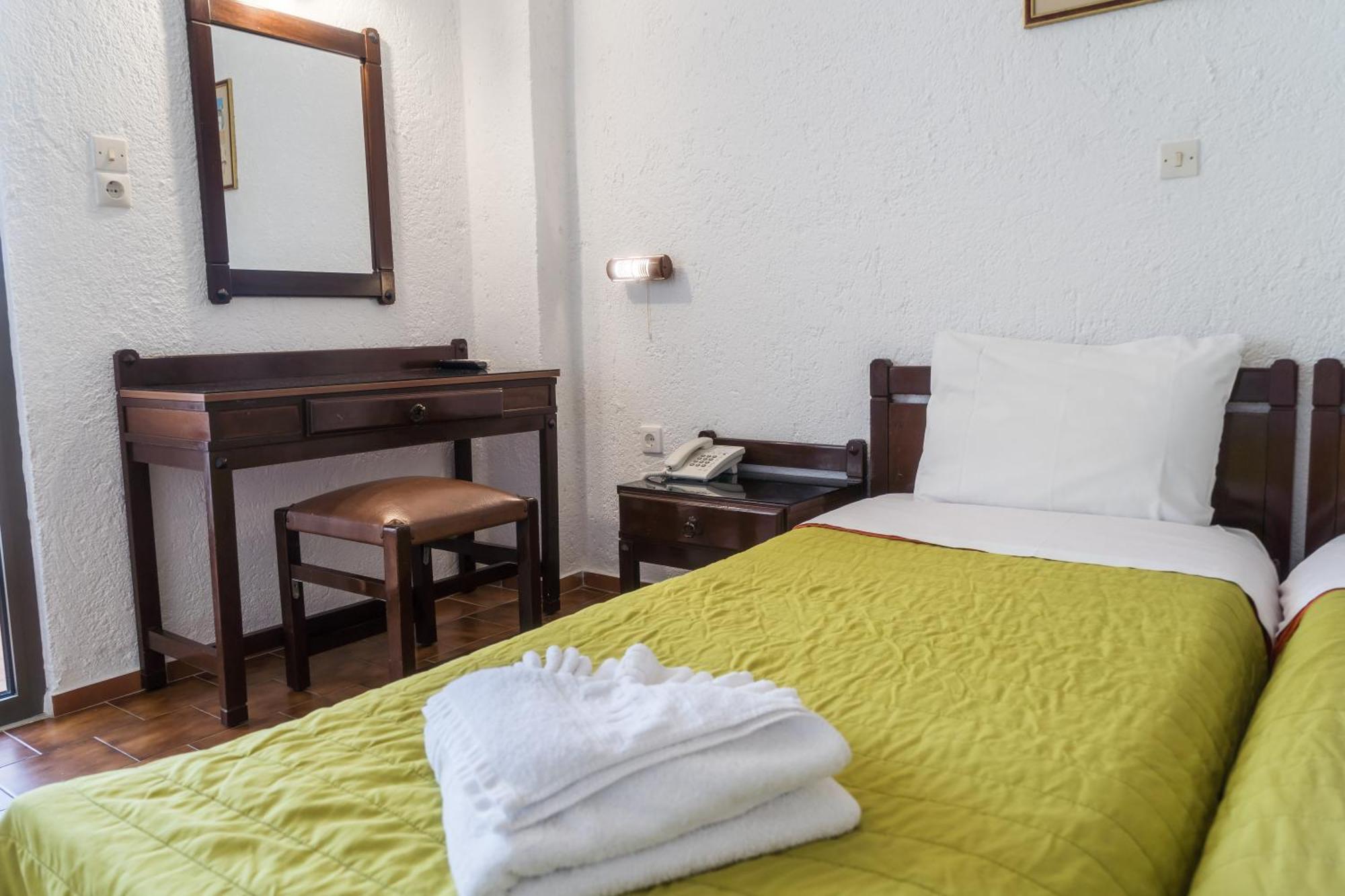 Hotel Malia Holidays Esterno foto