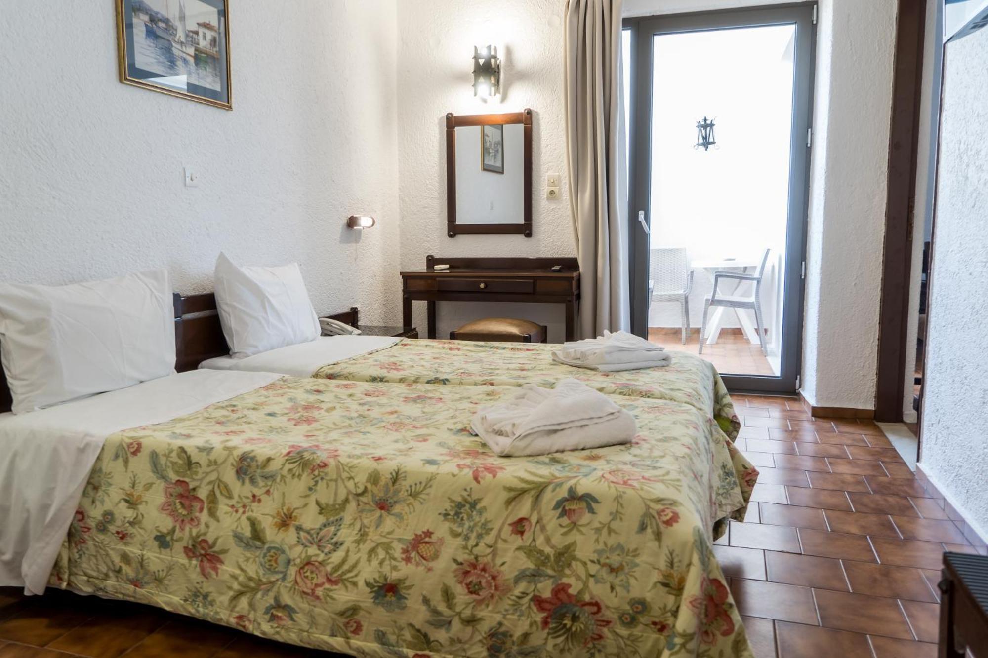 Hotel Malia Holidays Esterno foto